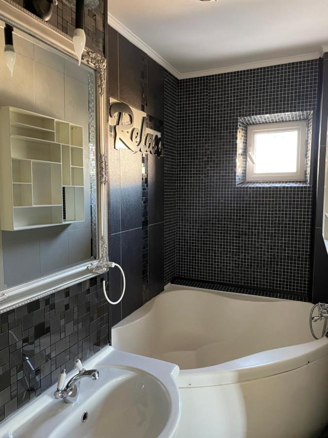 加拉茨Apartament Cu 3 Dormitoare Jolie.M公寓 外观 照片