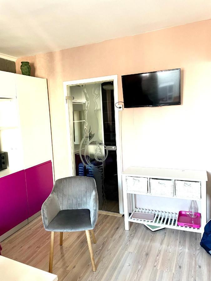 加拉茨Apartament Cu 3 Dormitoare Jolie.M公寓 外观 照片